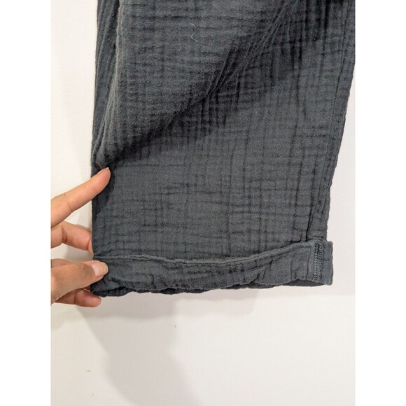 Aerie Lightweight Rolled Leg Gray Gauze Overalls Sz M Art Teacher Relaxed Fit - Picture 8 of 11